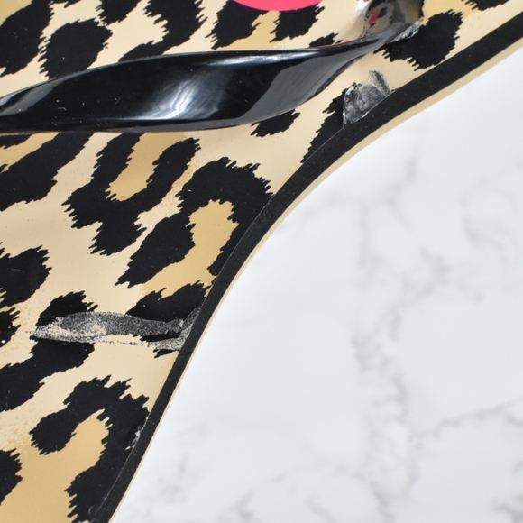Kate Spade Leopard Flip Flops - Picture 8 of 8